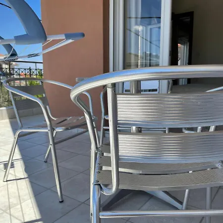 Panorama Apartment *