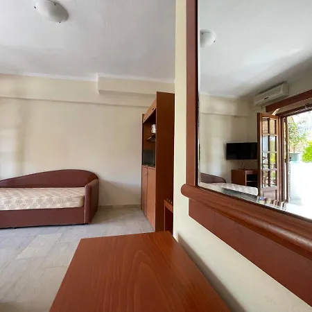 Panorama Apartment *