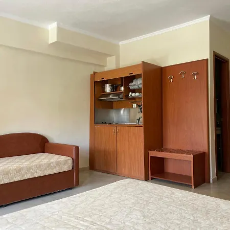 Panorama Apartment *